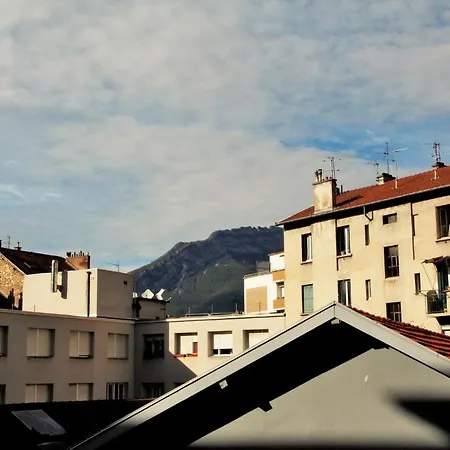 Hyper-centre + Wifi + Netflix Apartment *